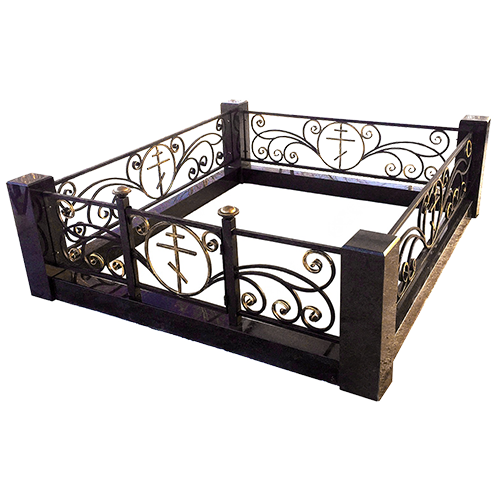 Надгробное сооружение Комплекс из гранита с коваными элементами Крипта